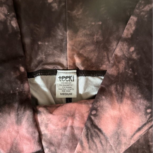 Teeki Leggings and Flares Bundle - all size medium (post 2/2) - Picture 7 of 16